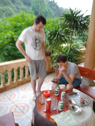 Cuc Phuong Hao Tham Homestay Hotel