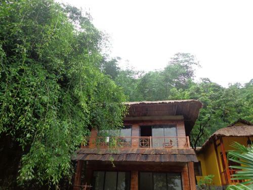 Hotel Mai Chau Sunrise Village