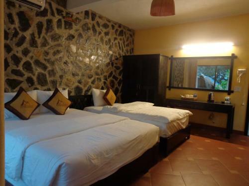Hotel Mai Chau Sunrise Village