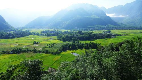 Hotel Mai Chau Sunrise Village