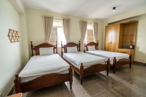 Duc Long Gia Lai Hotels & Apartment