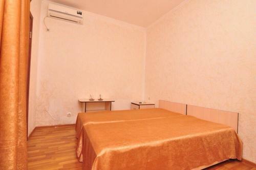 Hostal U Ruslana Guest House