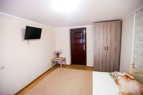 Hostal Guest House U Morya