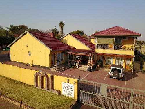 Hostal Marle' Lodge Bed & Breakfast