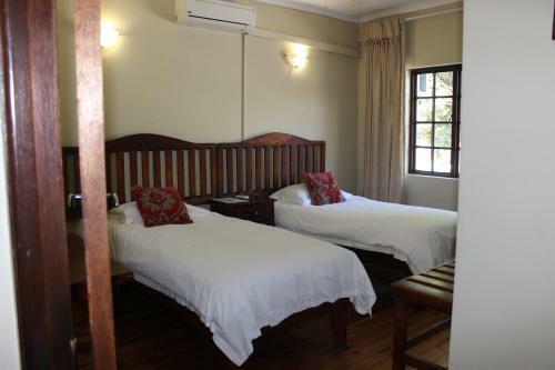 Hostal Sanloo Manor