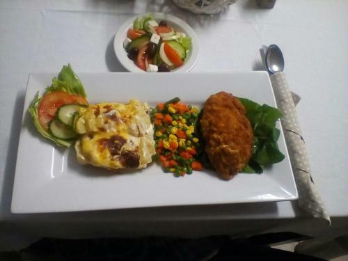 Hostal Hlulani Guest House