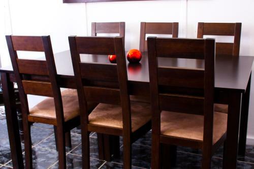 Hostal Sunrose Group Of Guesthouses