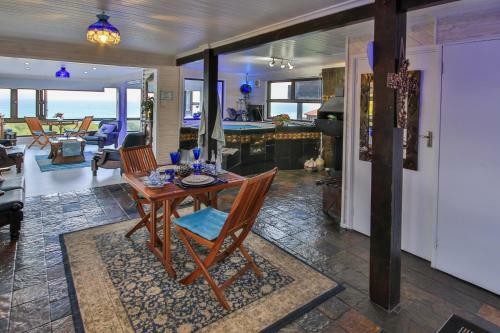24 Houtbosch Bay Honeymoon Suite With Jacuzzi