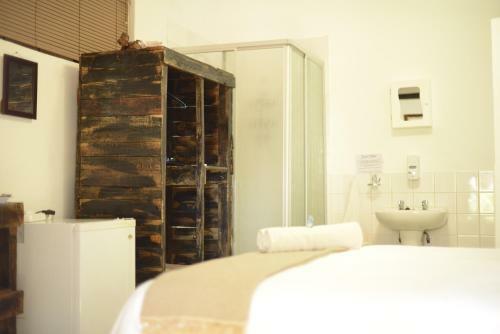 Hostal El Shadai Guest House