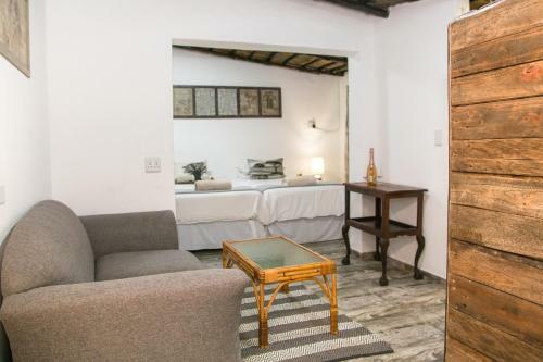Hostal El Shadai Guest House