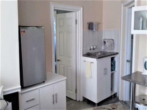 Hostal Jasmine Cottage