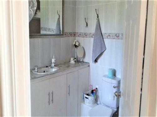 Hostal Jasmine Cottage