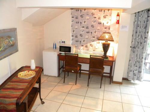Hostal Cintsa Sands
