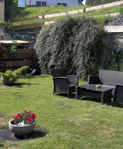 Hostal 'kleine Welt' Almpension & Gastst�berl