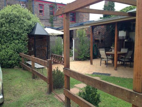 Hostal Walcha Royal Cafe & Accommodation