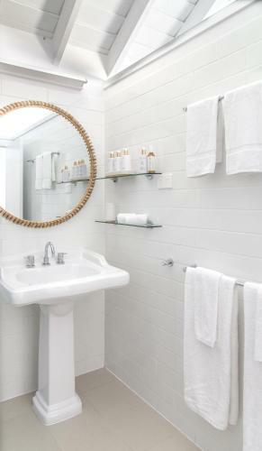 Hotel Elysian Retreat - All Inclusive Retreat