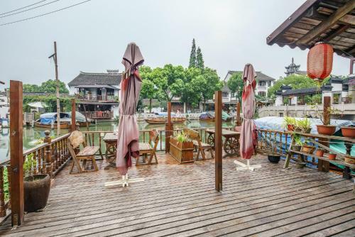 Guanshuiyi River Side Apartment
