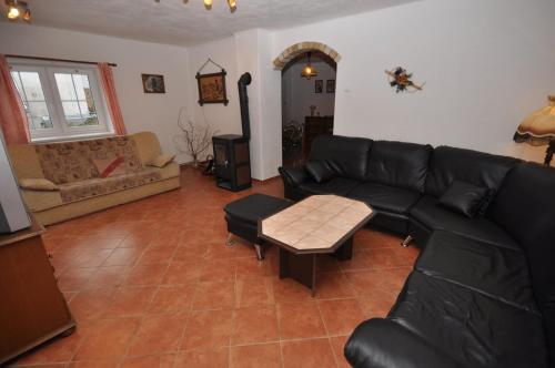 Holiday Home Mrklov/riesengebirge 2468