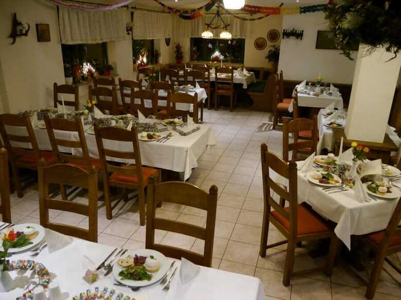 Hostal Forsthaus Luchsenburg