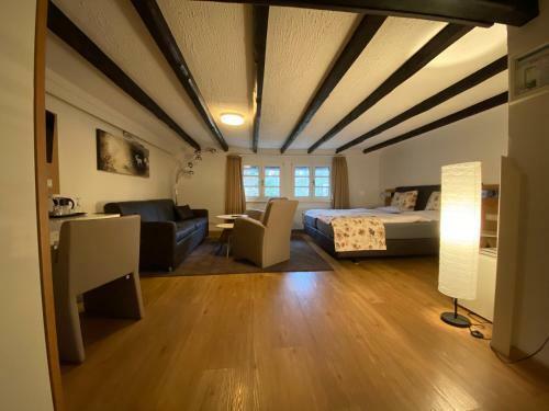 Hotel & Gastropark Loem�hle-restaurant-biergarten