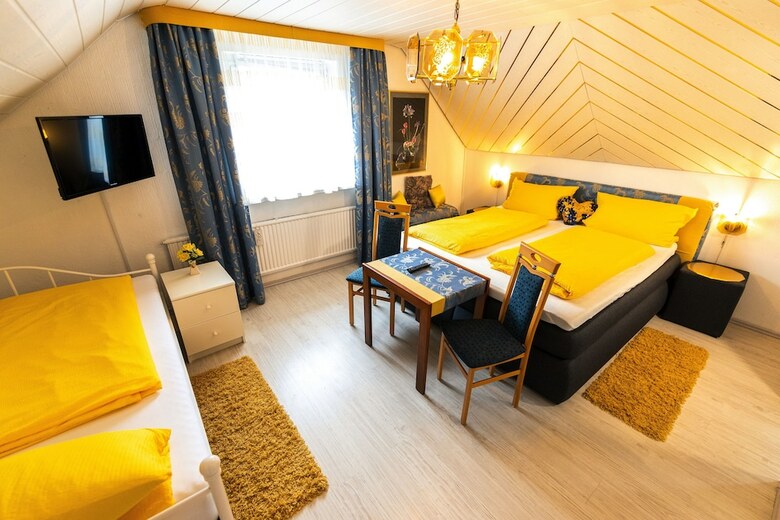 Hostal Gasthaus Tannenhof