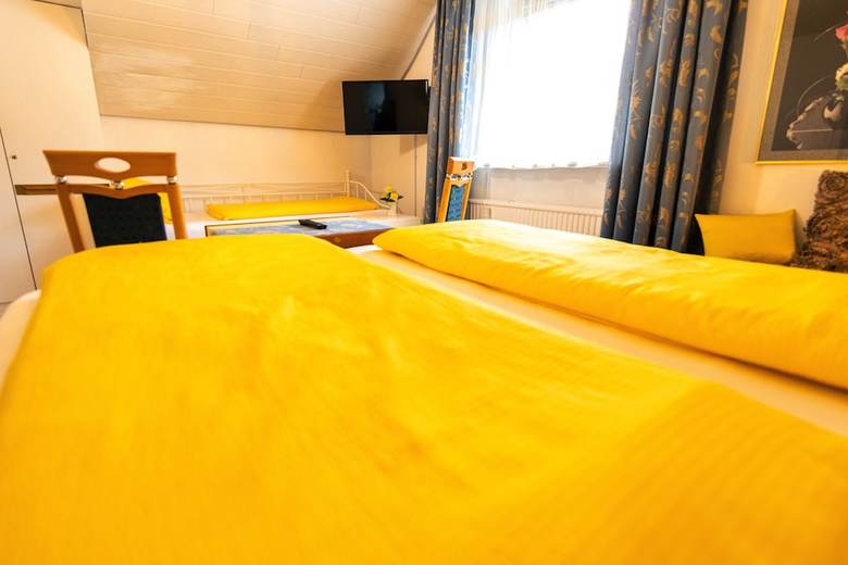 Hostal Gasthaus Tannenhof