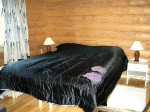 Holiday Home Karhu Cottage