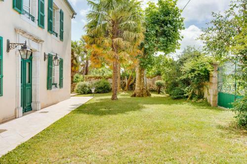 Araujuzon Villa Sleeps 14 Pool Air Con Wifi