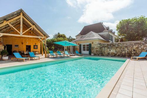 Araujuzon Villa Sleeps 14 Pool Air Con Wifi