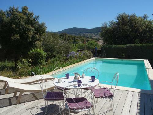 Holiday Home La Chili�re
