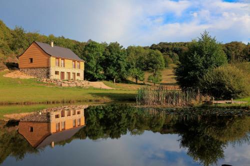 Chalets De L'eau Verte
