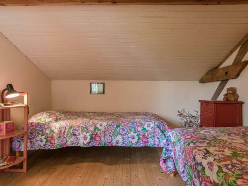 Comfortable Cottage In Champsac Near Forest