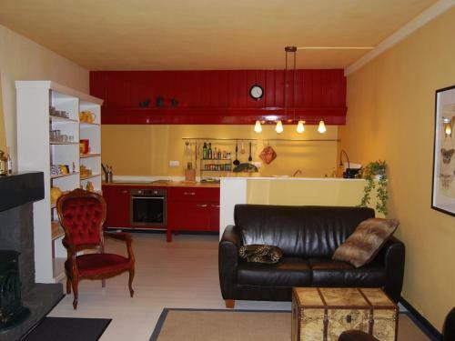 Charming Holiday Home In Etables With Swimming Pool