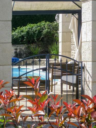 Agroturismo Dignac Chateau Sleeps 10 Pool Wifi