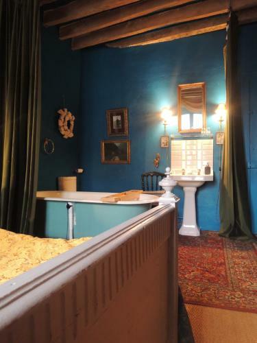 B&B Et Brocante "les Volets Verts" Chambres D'h�tes de Charme