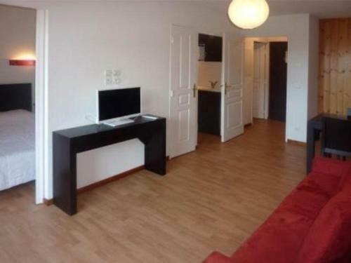 Apartment La Combe D Or