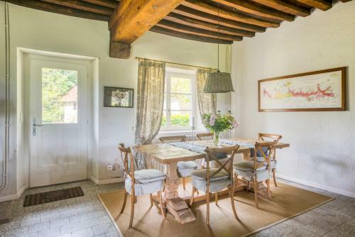 Les Herards Villa Sleeps 6 Pool Wifi