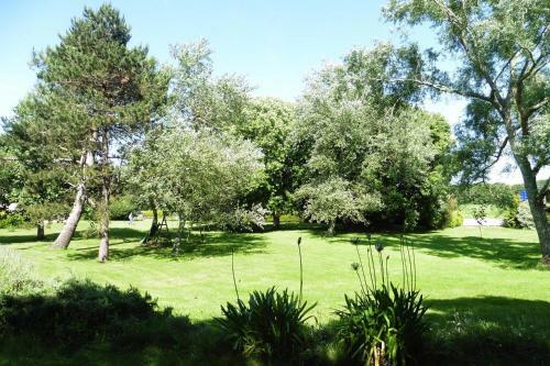 Holiday Home Plobannalec-lesconil - Bre06287-f