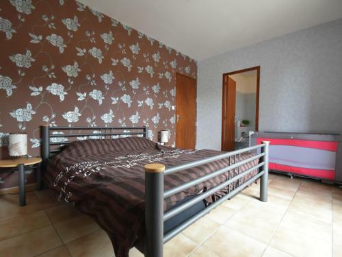 Spacious Villa In Montbrun-des-corbieres With Private Pool
