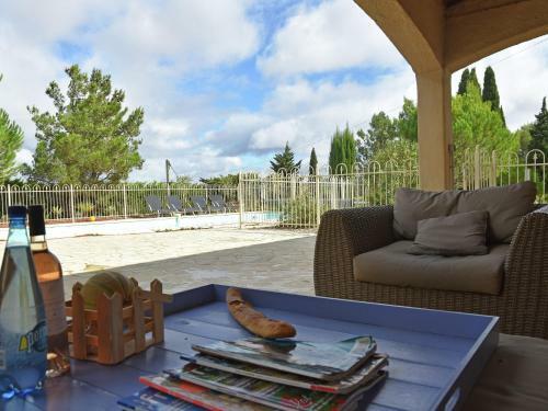 Spacious Villa In Montbrun-des-corbieres With Private Pool