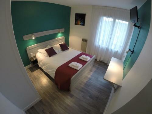 Hotel H�tel Les Rives D'allier
