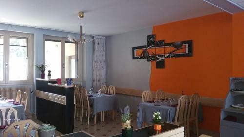 Hotel H�tel Les Rives D'allier