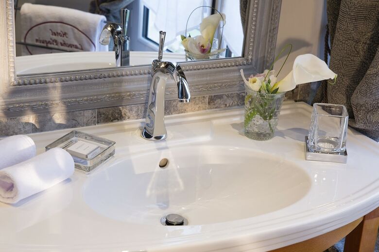 Hotel Chateau Laroche-ploquin