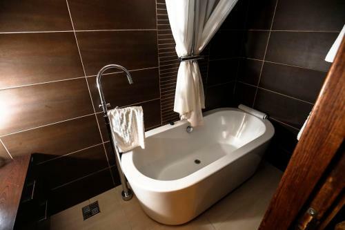 Agroturismo Customs House Country Inn