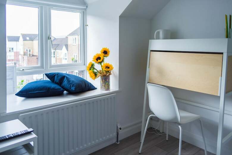Hostal 9 Kingscourt House