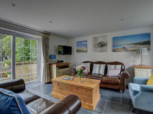 Comfortable Holiday Home In Croyde Near Beach