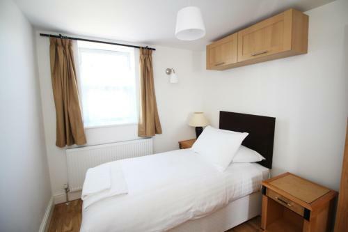 Wellesley Road Apartments