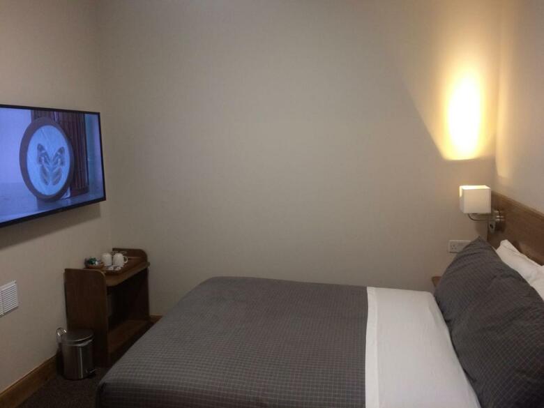 Hotel Crosshill House