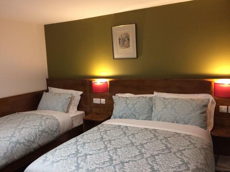 Hotel Crosshill House