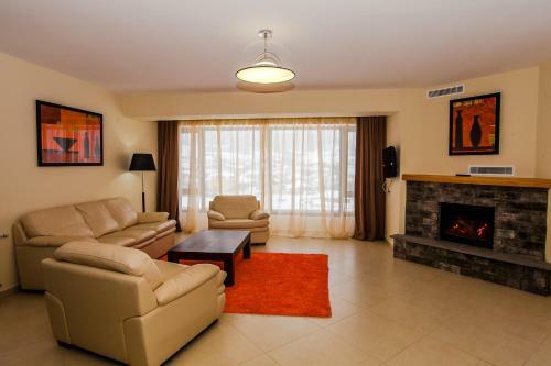 Hotel Crystal Hill Resort